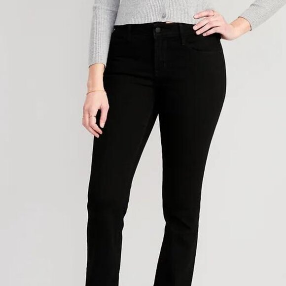 NWT Old Navy Mid-Rise Kicker Boot-Cut Jeans for Women - Picture 1 of 12